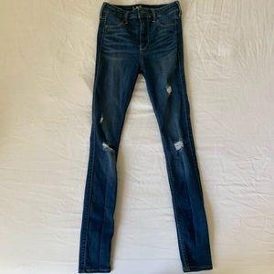Hollister High-Rise Jean Legging!